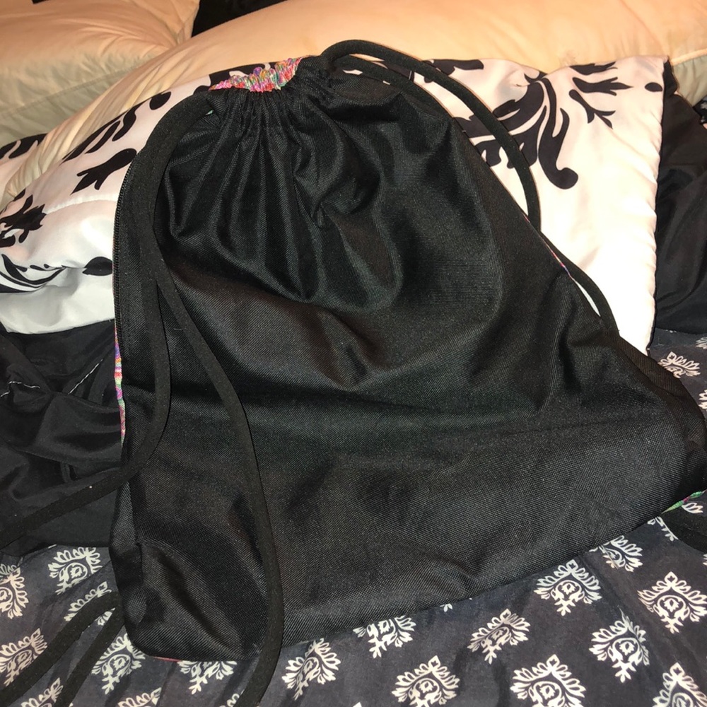 Drawstring bag - Picture 2 of 2